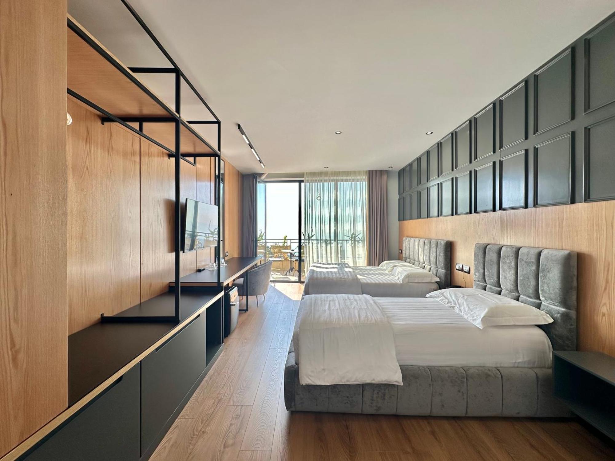 Hotel Panorama Kruje Bagian luar foto