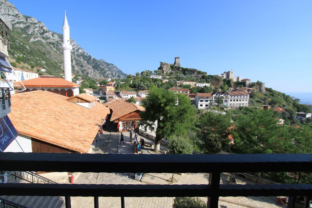 Hotel Panorama Kruje Bagian luar foto