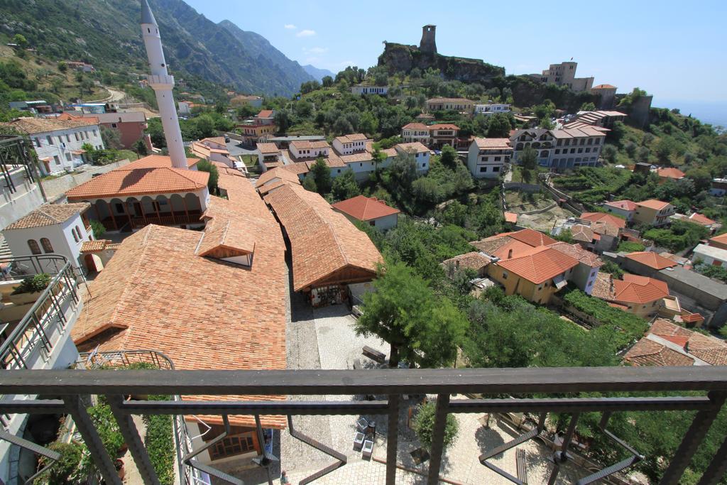 Hotel Panorama Kruje Bagian luar foto
